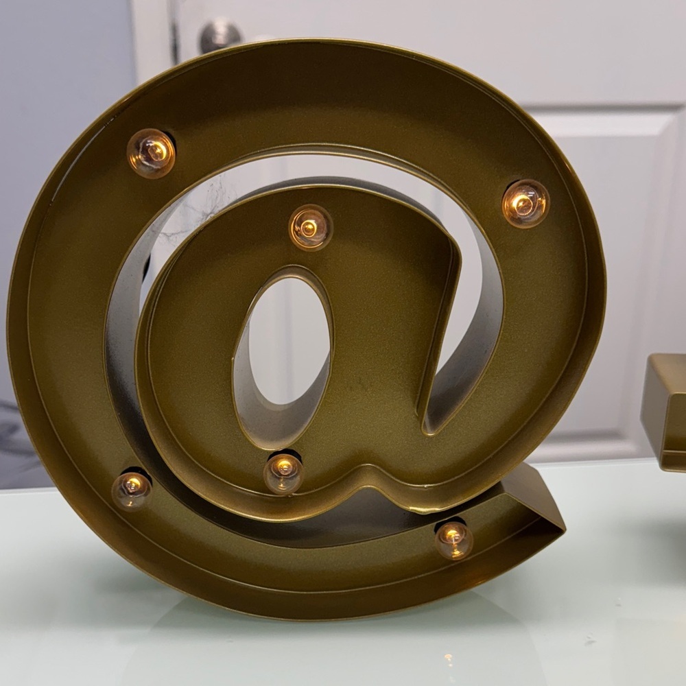 Gold LED Wall Decor Set - Picture 2 of 7